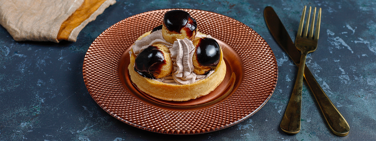 Top Pastry Chef Course with Placement in Delhi NCR: Your Guide to a Sweet Career