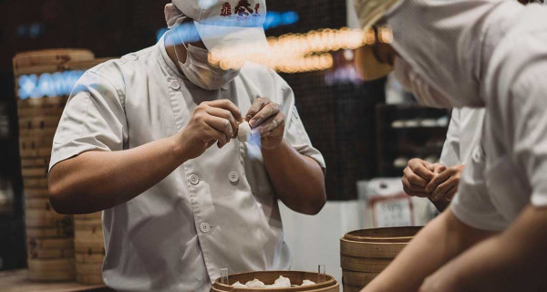 10 Reasons to Choose a Professional Bakery Chef Course in India
