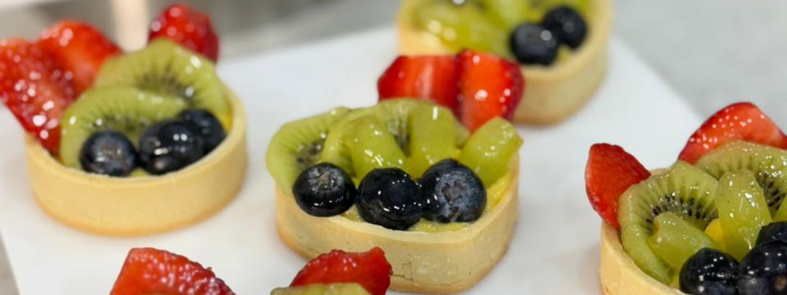 How to Make Mixed Fruit Tart at Home (Bakery-Style Fruit Dessert Recipe)